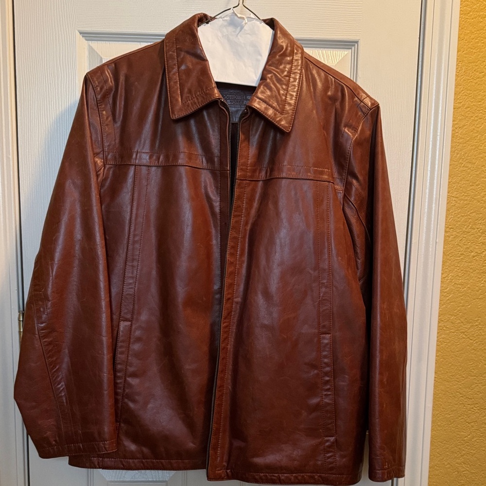 Roundtree & Yorke Men's Cognac Leather Jacket